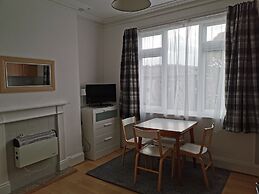 Coombe Lodge Holiday Flats