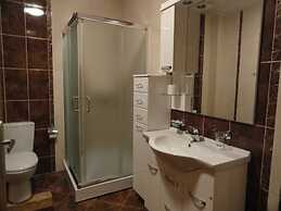 Center Budva Holiday Home