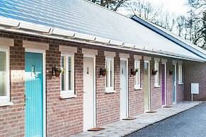 De Courceys Manor Cottages