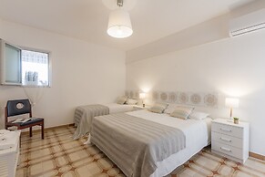 Casa Lya