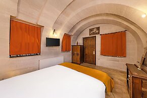 Grand Elite Cave Suites