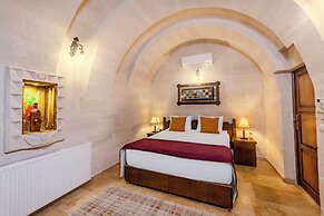 Grand Elite Cave Suites