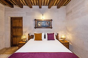 Grand Elite Cave Suites