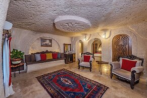 Grand Elite Cave Suites