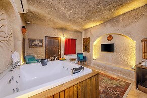 Grand Elite Cave Suites