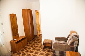 Leto Guest House