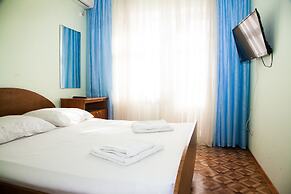 Leto Guest House