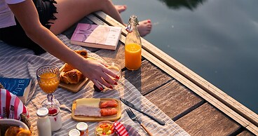 Boat Haus Mediterranean Experience Alcaidesa  La Linea