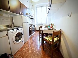 Comoda Centrale Casa Ravasco