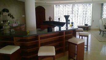 Amazing 4 Bedroom Villa