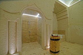 Taru Cave Suites