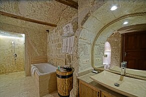 Taru Cave Suites