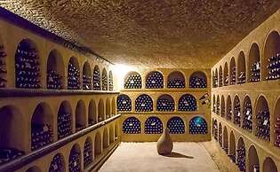 Taru Cave Suites
