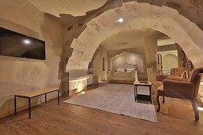 Taru Cave Suites