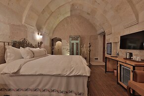 Taru Cave Suites