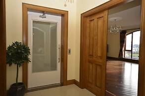 TempleView Lodge
