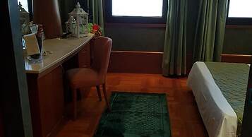 HR Hotel