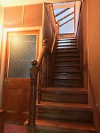 Antiguos Bed and Breakfast