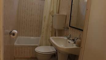 Antiguos Bed and Breakfast