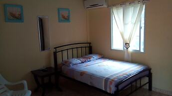 Oceans Hostal