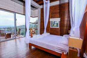 Treehouse Chalets