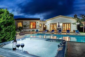 Villa Chariklia