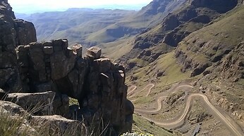 Sani Mountain Lodge