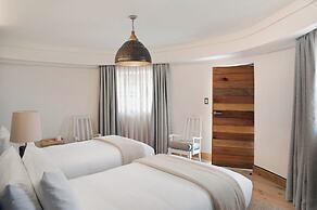 Sani Mountain Lodge