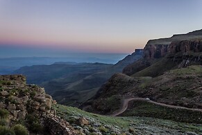 Sani Mountain Lodge