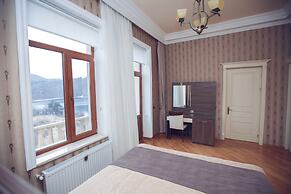 Goy Gol Lake Resort