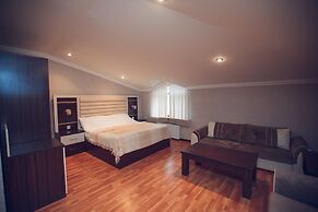 Goy Gol Lake Resort