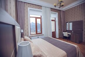Goy Gol Lake Resort
