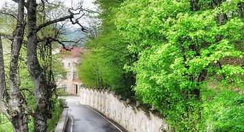 Goy Gol Lake Resort