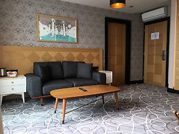 Four-G Hotel
