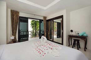 Baan Chom View Kamala