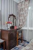 Mihail Hotel