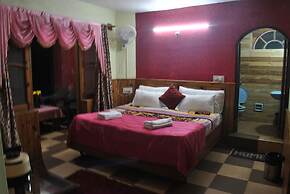 Hotel Misty Woods