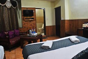 Hotel Misty Woods
