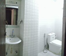Hotel Samrajya