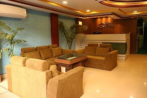 Hotel Samrajya