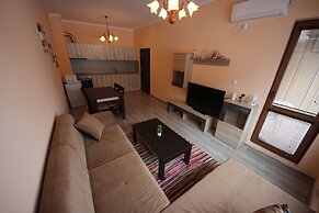 Menada Apartments in Villa Yurta