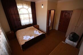 Rozali Guest House