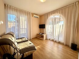 Menada Apartments in Messembria Resort