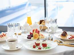 I Resort Beach Hotel & Spa