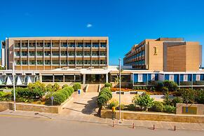 I Resort Beach Hotel & Spa