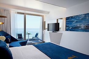 I Resort Beach Hotel & Spa