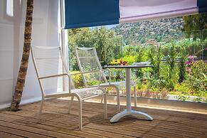 I Resort Beach Hotel & Spa