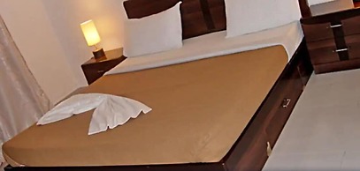 Hilary Hotel