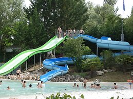 Camping Le Plan d'Eau Saint Charles
