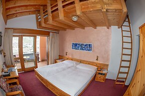 T3 Hotel Mira Val